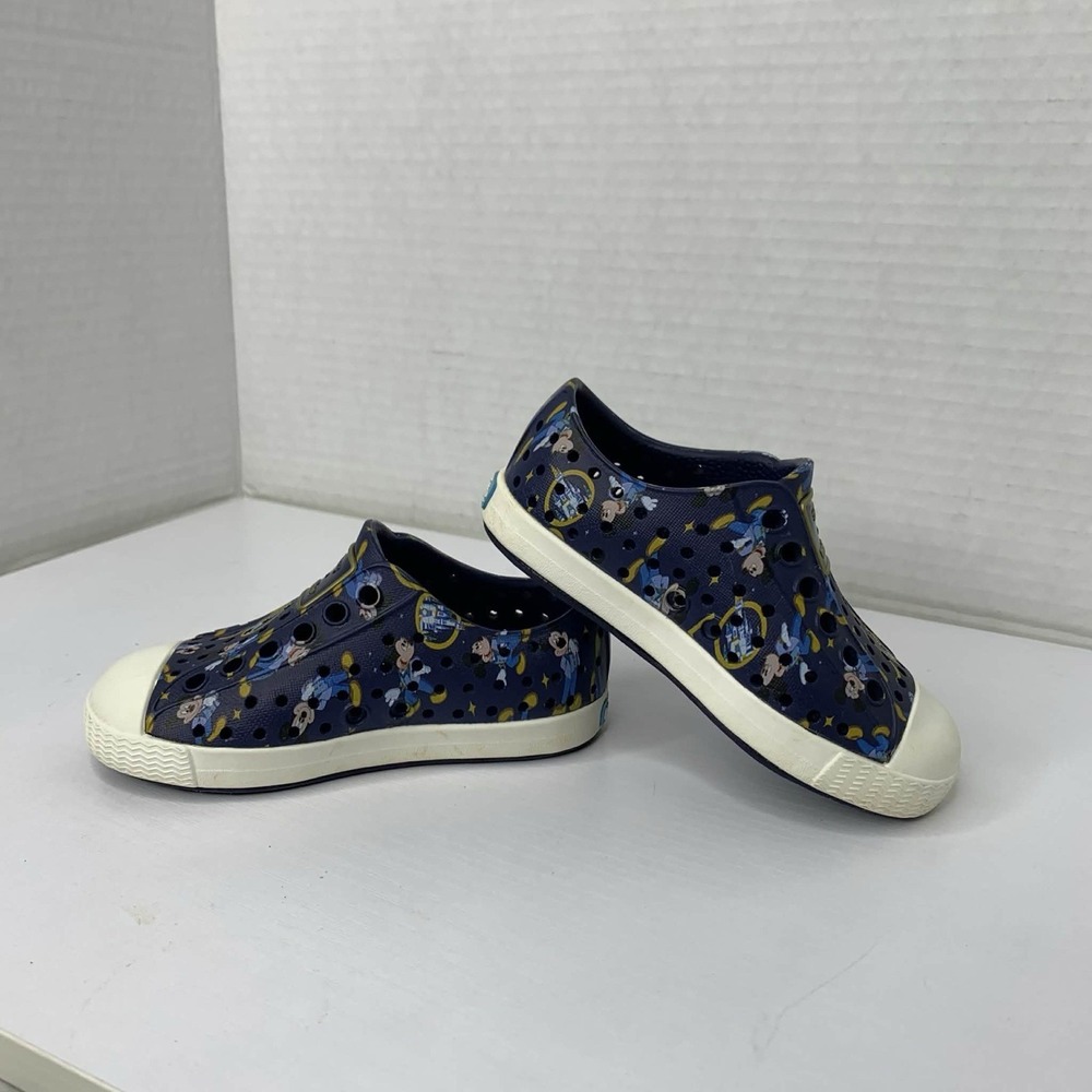 Native Jefferson Star Print (Little Kid) Size 5C